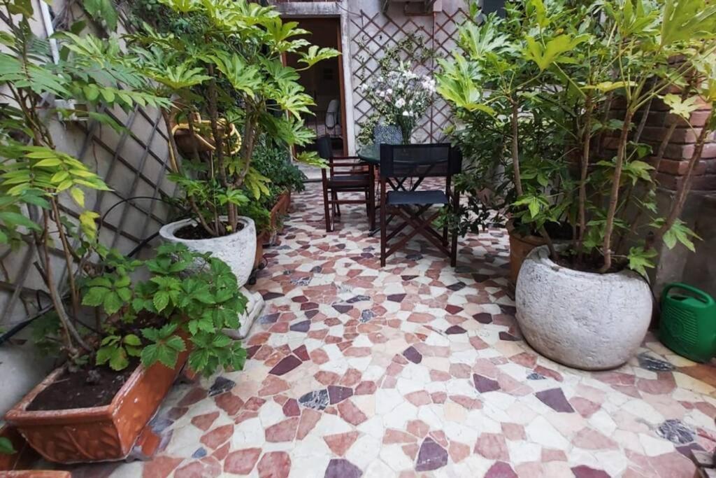 A Private Terrace In The Heart Of Venecia